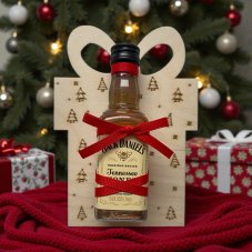 Vánoční dřevěný dárek s mini lahvičkou Jack Daniel’s Tennessee Honey