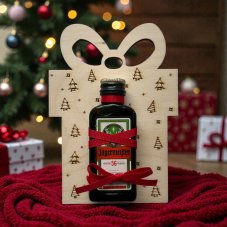 Vánoční dřevěný dárek s mini lahvičkou Jägermeister