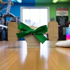 Dřevěná karta na peníze Fitness