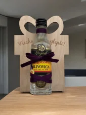 Dřevěný dárek s mini lahvičkou Originál Spišská Slivovica
