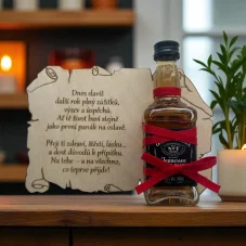 Dřevěný pergamen s přáním a mini lahvičkou Jack Daniel’s