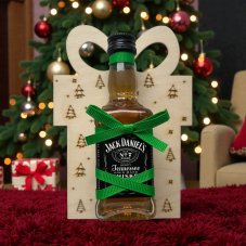 Vánoční dřevěný dárek s mini lahvičkou Jack Daniel’s Old No. 7